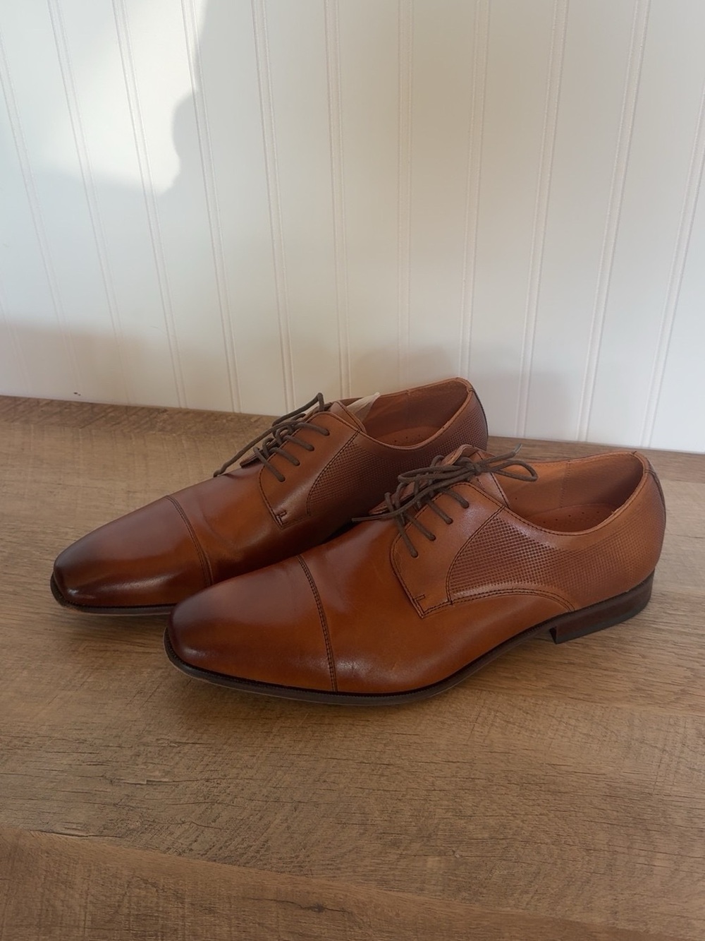 Florsheim Men's Brown Leather Cap-Toe Oxfords